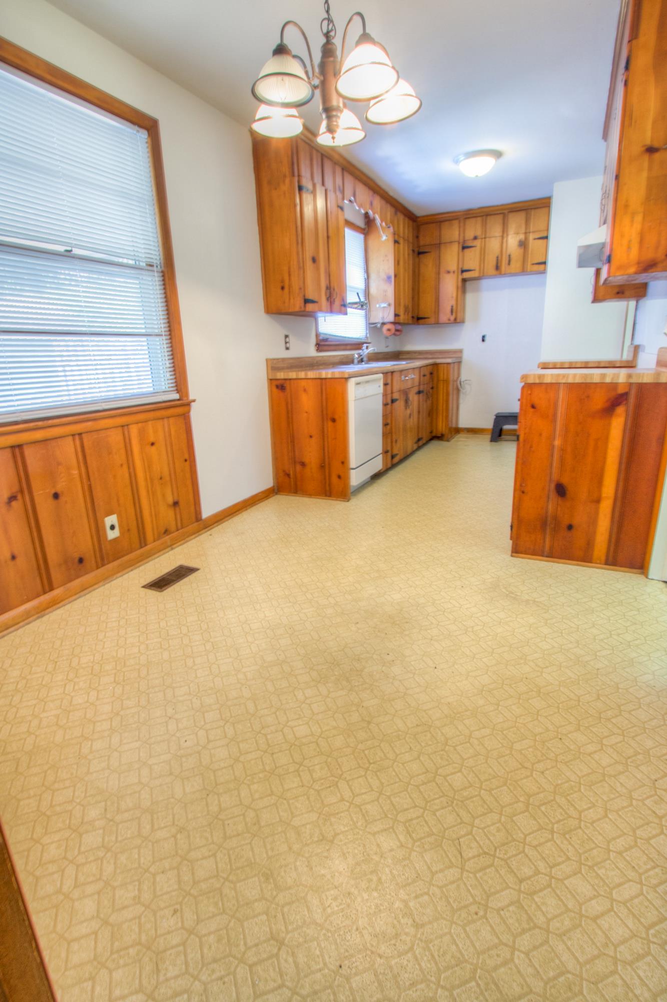 911 Ronnie Road Madison, TN 37115 - Photo 9 of 24 Gallery Image 9