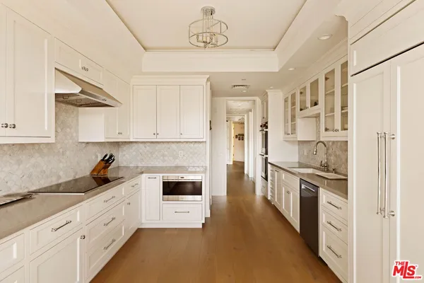 $2,750,000 | 300 North Swall Drive, Unit 354, Beverly Hills, CA 90211