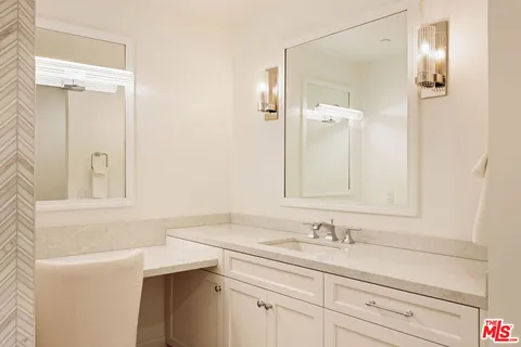 $2,895,000 | 300 North Swall Drive, Unit 354, Beverly Hills, CA 90211