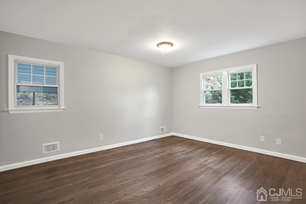 41 Merker Drive Edison, NJ 08837 - Photo 18 of 35 Primary bedroom