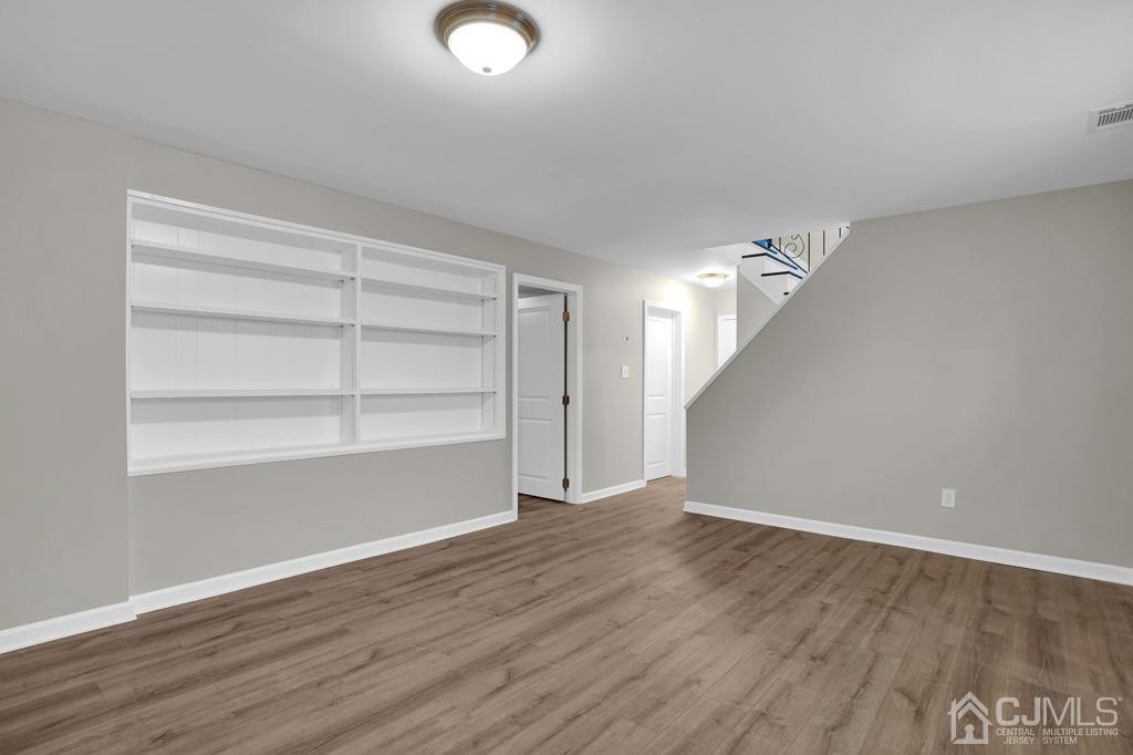 41 Merker Drive Edison, NJ 08837 - Photo 25 of 35 family room