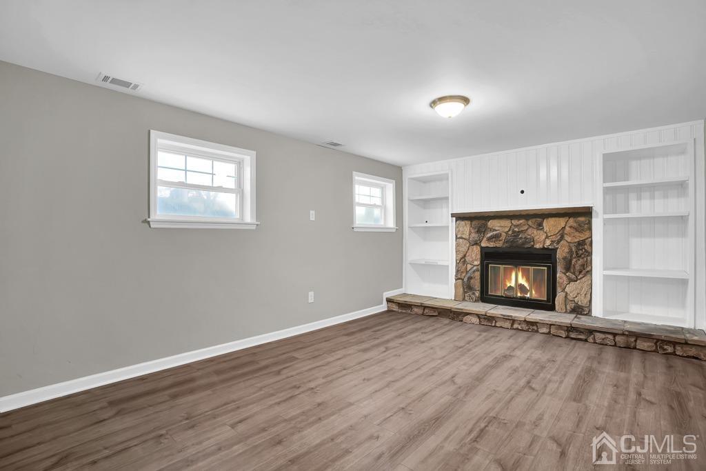 41 Merker Drive Edison, NJ 08837 - Photo 27 of 35 family room