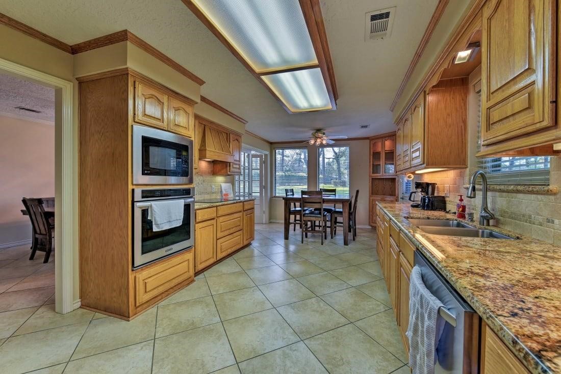 33542 Wright Road Magnolia, TX 77355 - Photo 13 of 16 KITCHEN