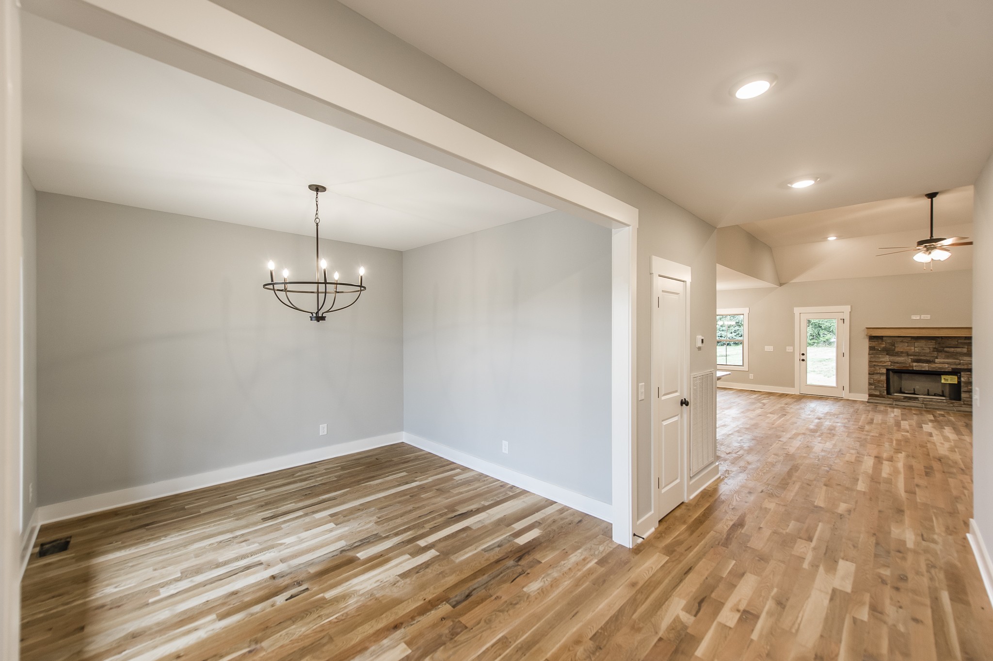 511 Clearview Road Cottontown, TN 37048 - Photo 2 of 41 a view of a livingroom with wooden floor