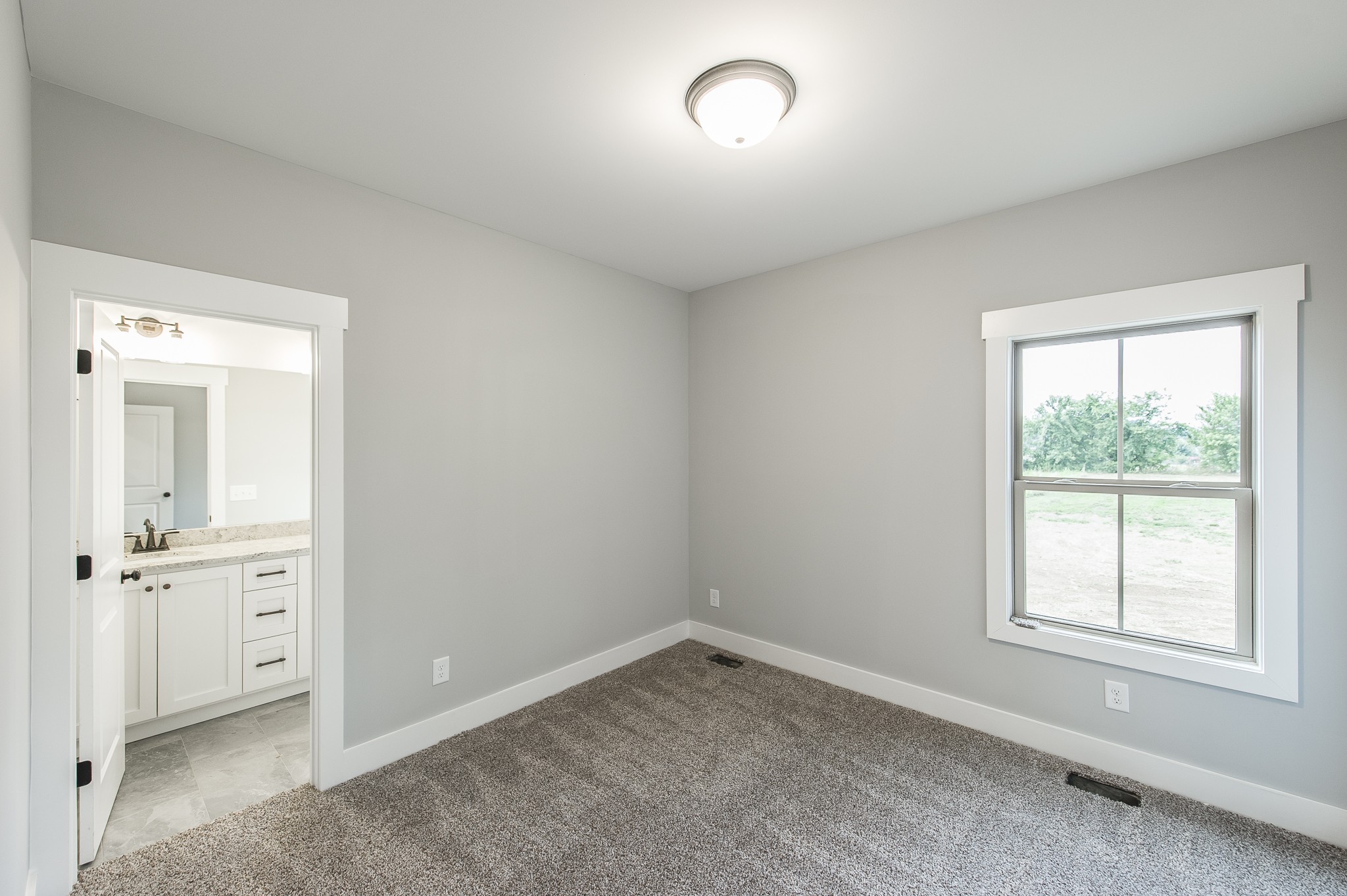 511 Clearview Road Cottontown, TN 37048 - Photo 30 of 41 an empty room with windows
