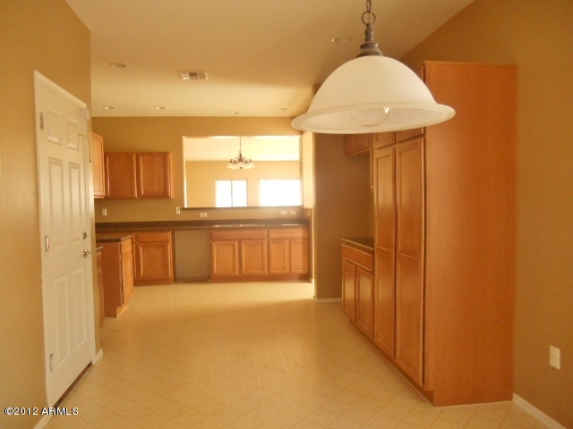 21184 East Frontier Road Red Rock, AZ 85145 - Photo 9 of 20 Kitchen