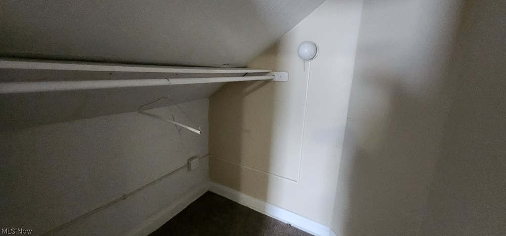 3599 Grosvenor Road Cleveland, OH 44118 - Photo 22 of 25 View of closet