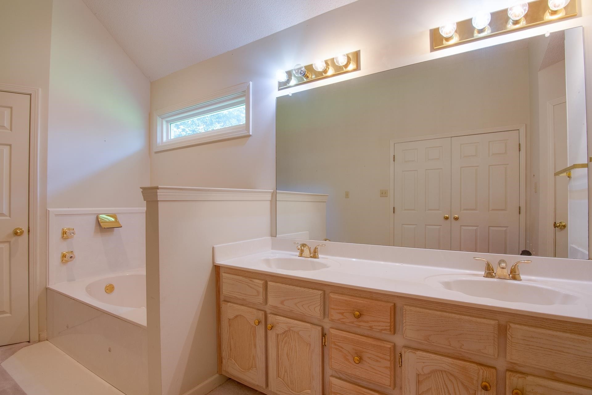 212 Anita Cove Collierville, TN 38017 - Photo 16 of 26