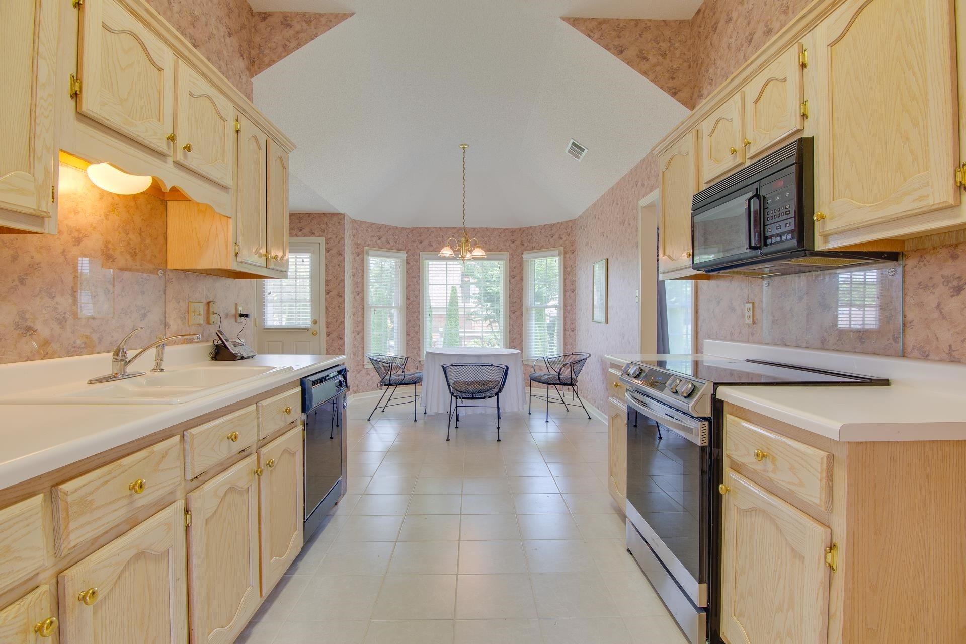 212 Anita Cove Collierville, TN 38017 - Photo 10 of 26