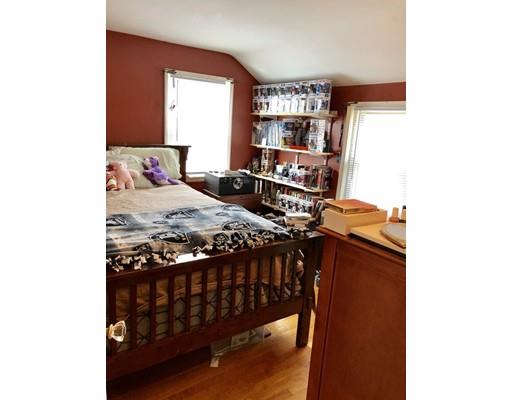39 Braeburn Road Boston, MA 02136 - Photo 11 of 17