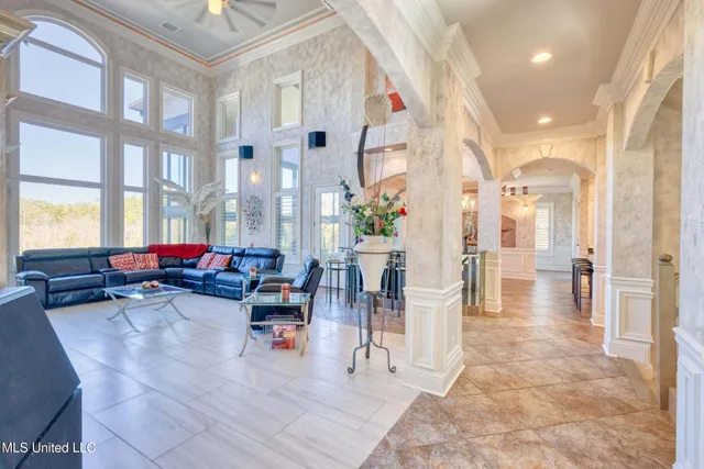 $1,590,000 | 8230 Maunalani Place, Diamondhead, MS 39525