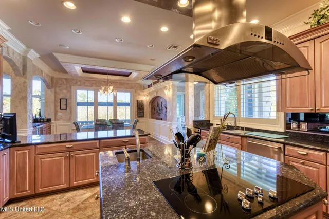 $1,590,000 | 8230 Maunalani Place, Diamondhead, MS 39525