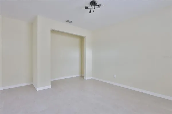 $2,225 | 4621 16th Avenue South, St. Petersburg, FL 33711