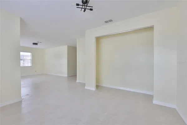 $2,225 | 4621 16th Avenue South, St. Petersburg, FL 33711