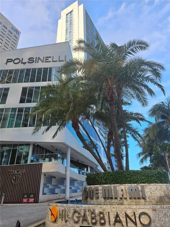 $4,200 | 325 South Biscayne Boulevard, Unit 1822, Miami, FL 33131