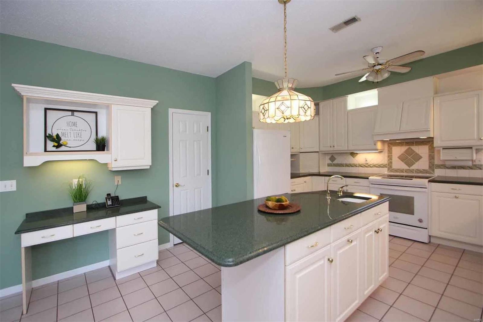 3719 Rhett's Landing Belleville, IL 62221 - Photo 15 of 26 Gallery Image 15