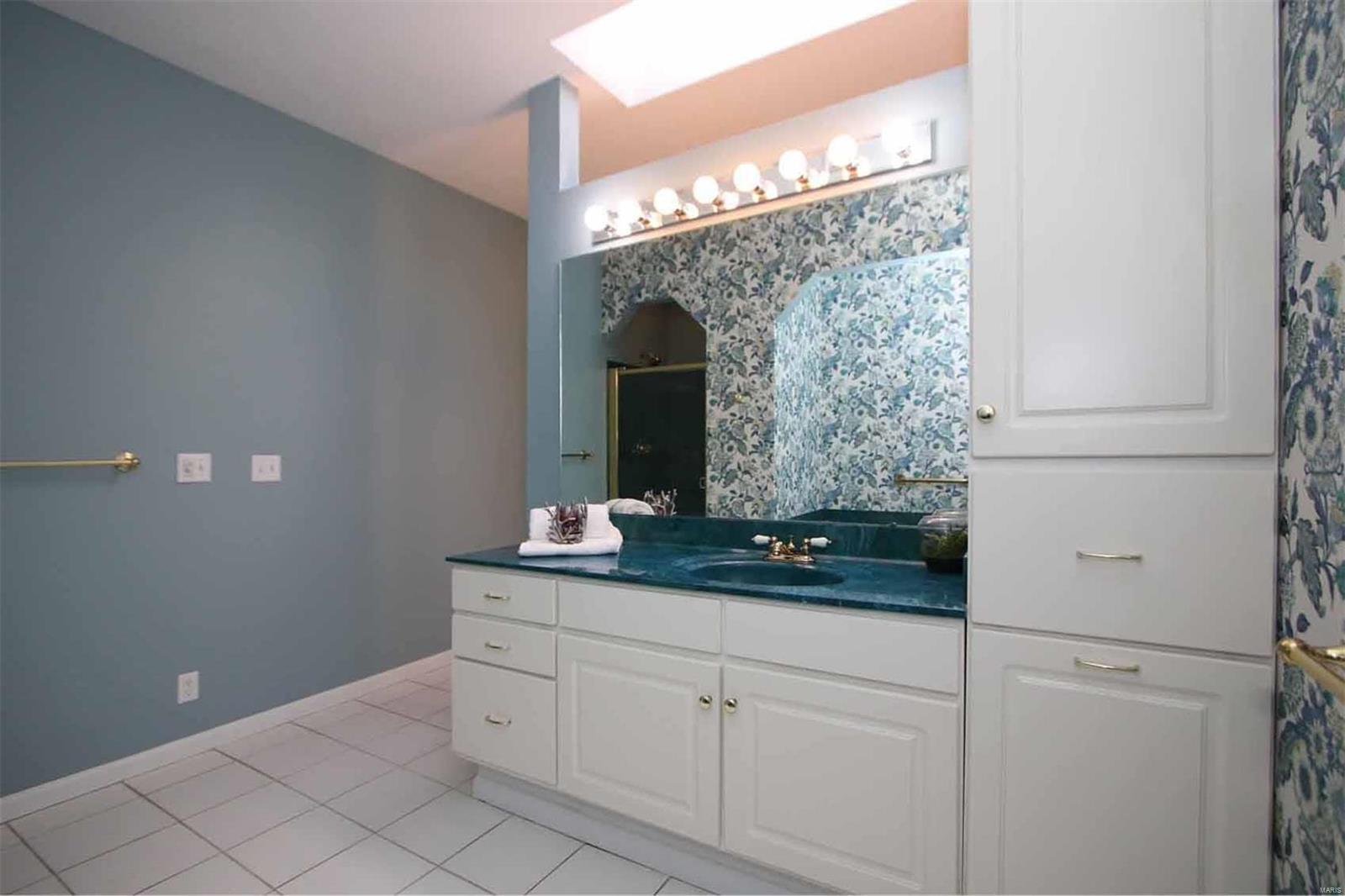 3719 Rhett's Landing Belleville, IL 62221 - Photo 19 of 26 Gallery Image 19
