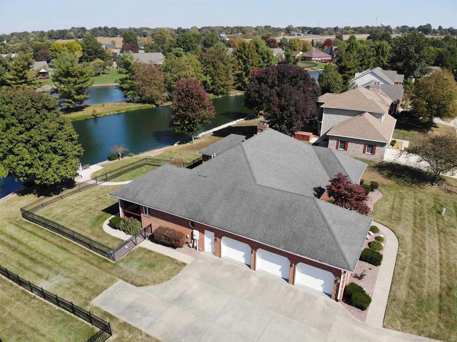 3719 Rhett's Landing Belleville, IL 62221 - Photo 10 of 26 Gallery Image 10