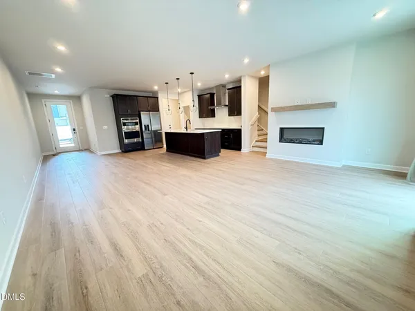 $2,995 | 216 Oak Summit Place, Chapel Hill, NC 27516