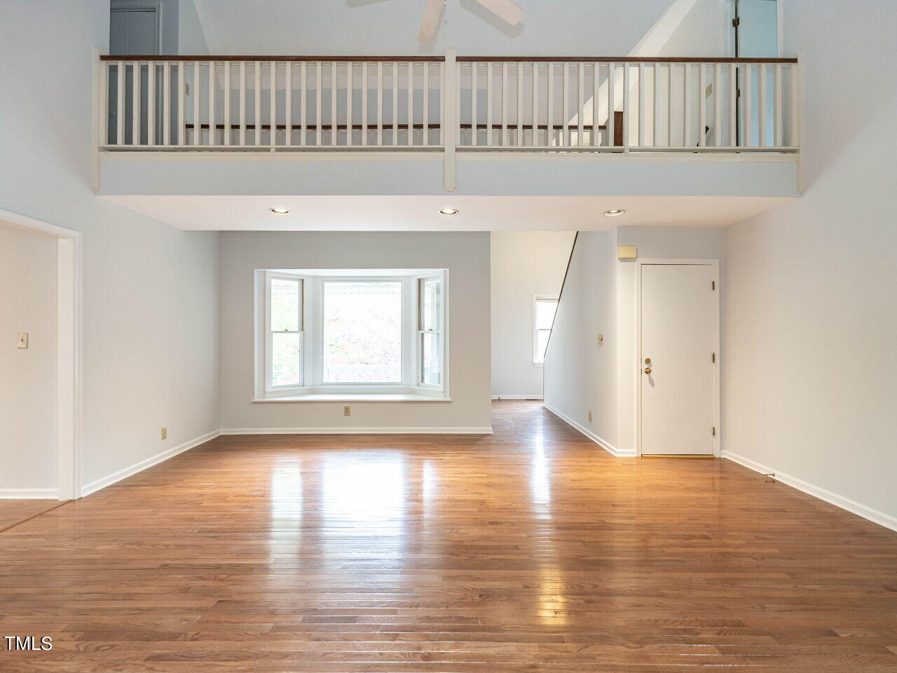 3309 Cobblestone Court Raleigh, NC 27607 - Photo 5 of 38 007-1280x960-living-room
