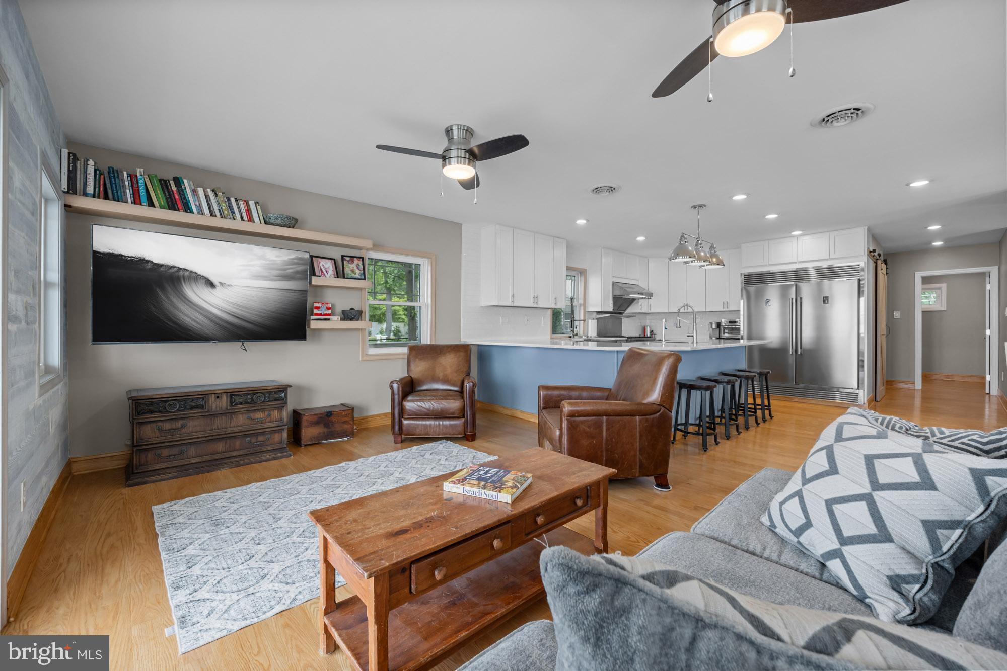 1 Risner Avenue Penns Grove, NJ 08069 - Photo 13 of 45 a living room with furniture and a flat screen tv