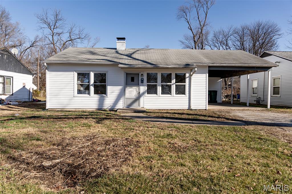 12 Helen Court Cahokia, IL 62206 - Photo 2 of 20