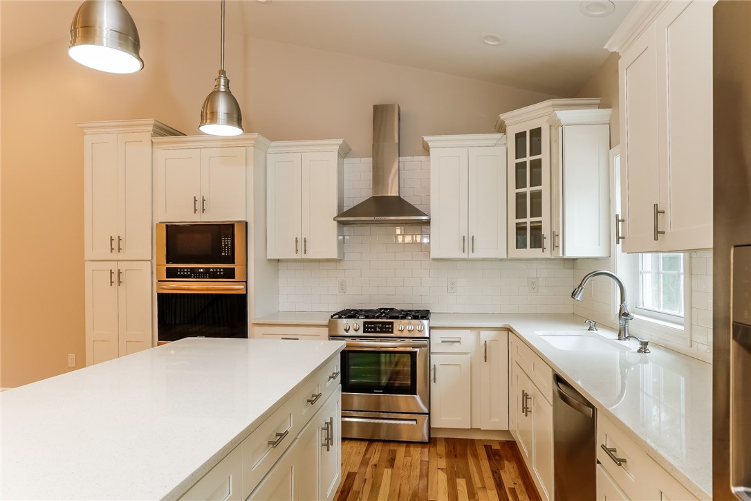 366 Chopmist Hill Road Glocester, RI 02814 - Photo 12 of 31