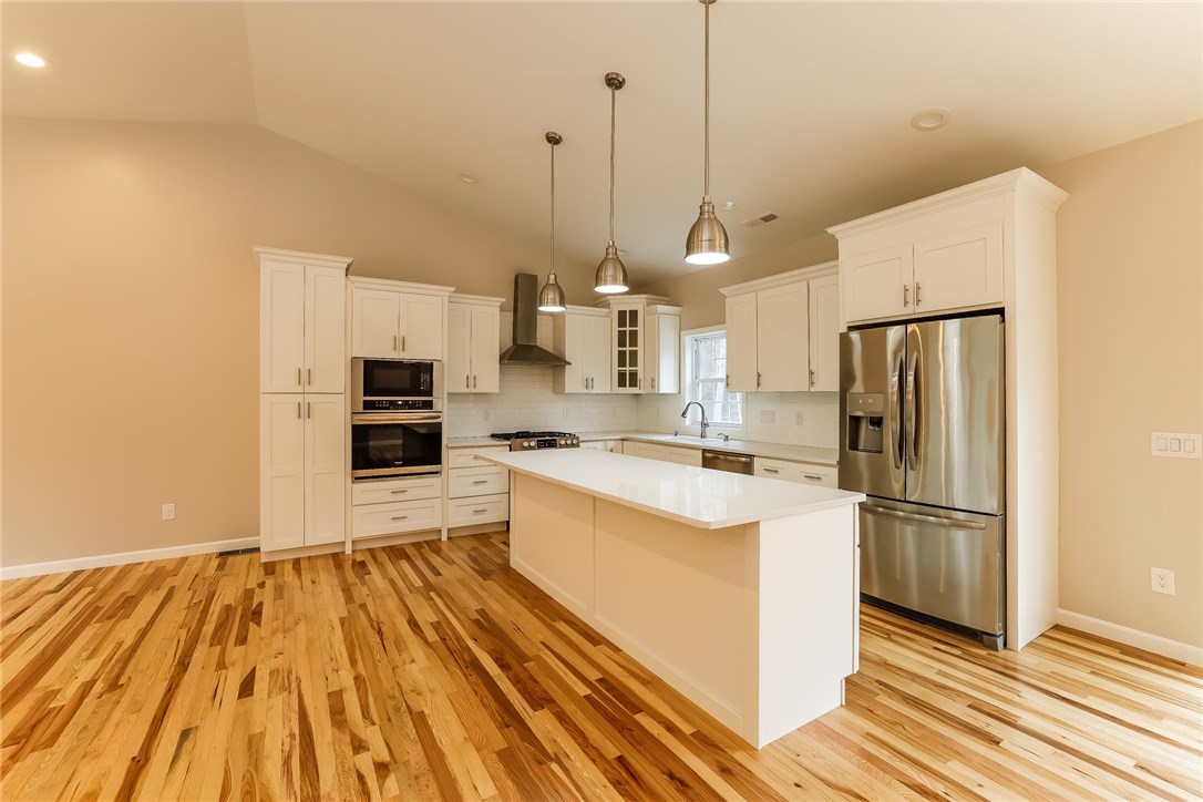 366 Chopmist Hill Road Glocester, RI 02814 - Photo 10 of 31