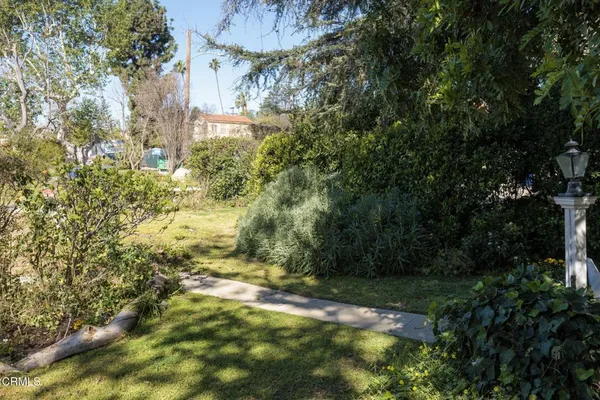 $1,250,000 | 1520 Carroll Drive, Altadena, CA 91001