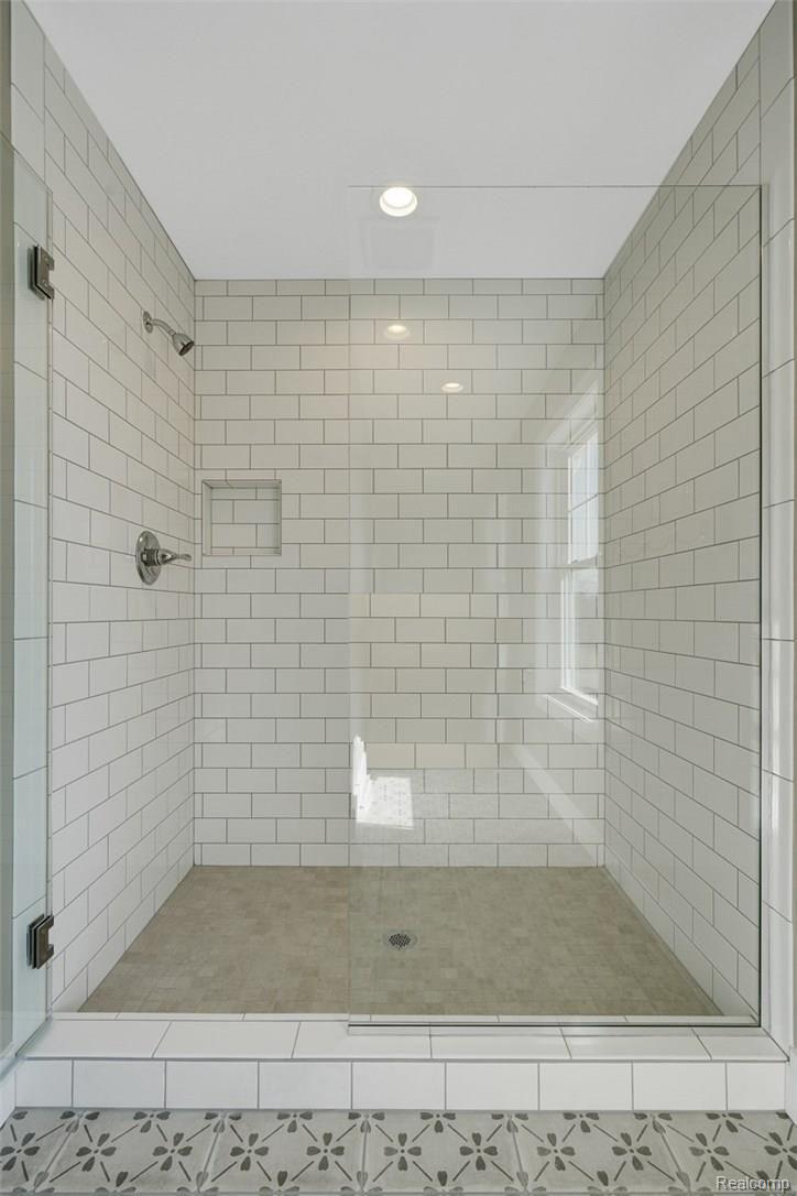 2814 Clivedon Road Howell, MI 48843 - Photo 16 of 28 dsc05315-dsc05319.jpg