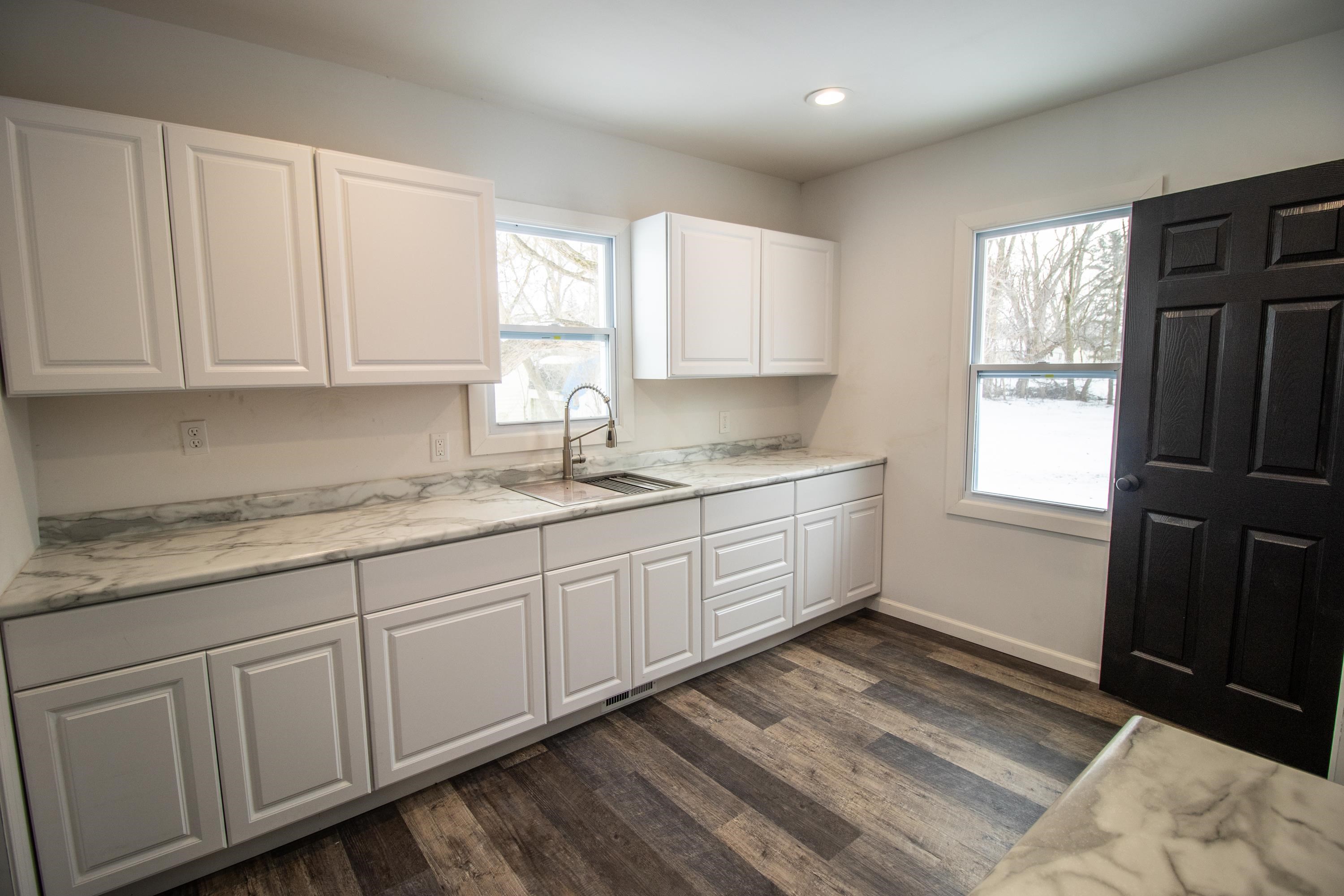 1393 West Stanley Road Mount Morris, MI 48458 - Photo 8 of 23 50196683-6d20e38a-fc10-44d5-8589-1fcdd18d5572.JPG