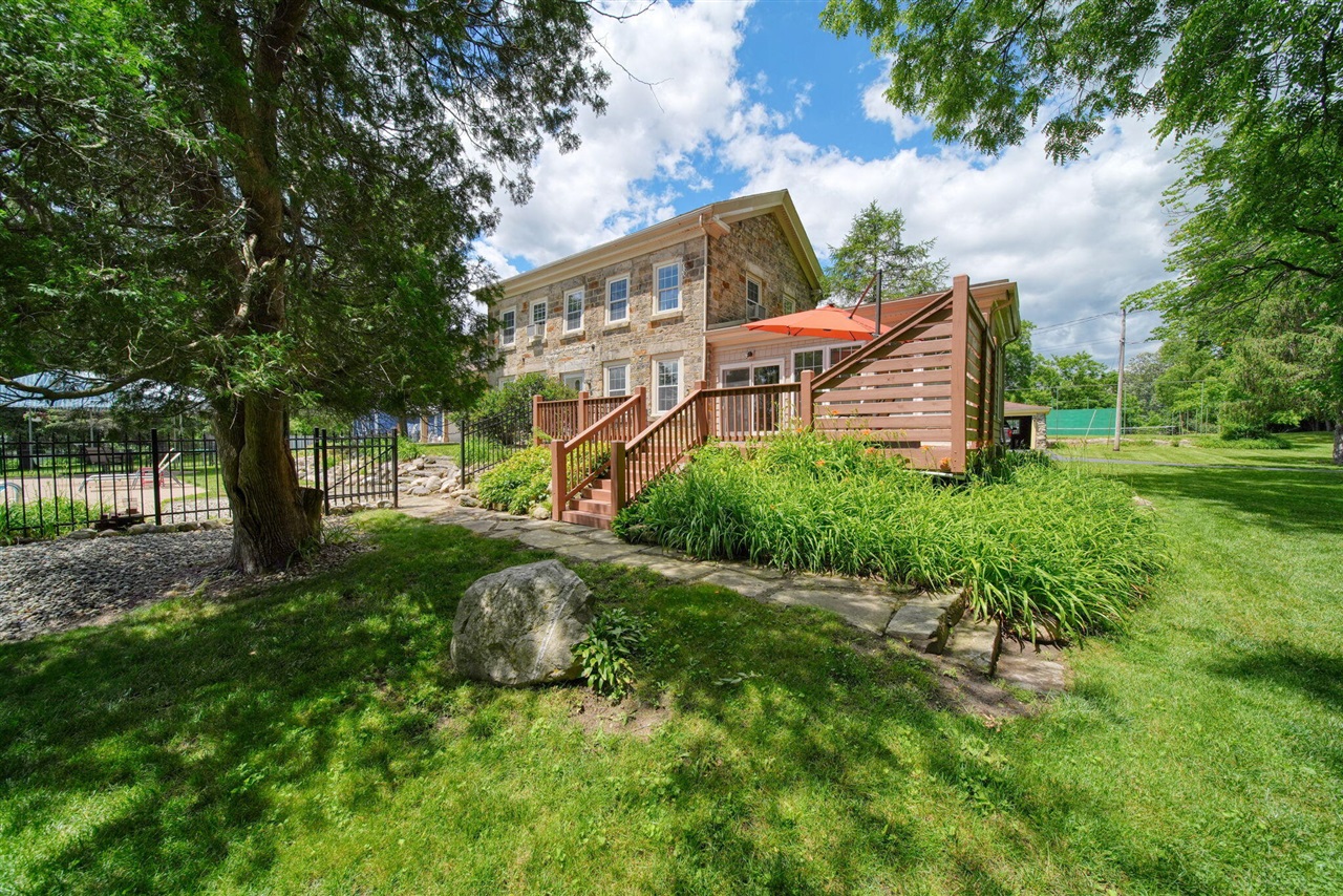 208 Glasgow Road Jackson, MI 49201 - Photo 68 of 99