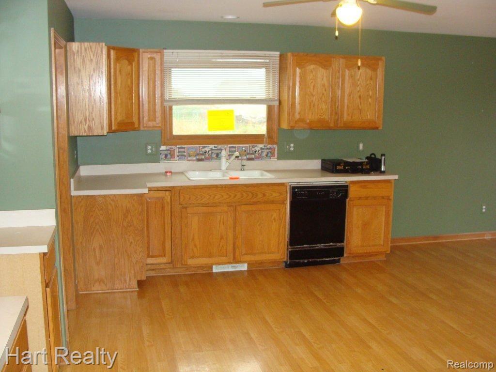 8408 Rider Road Imlay City, MI 48444 - Photo 13 of 20 039