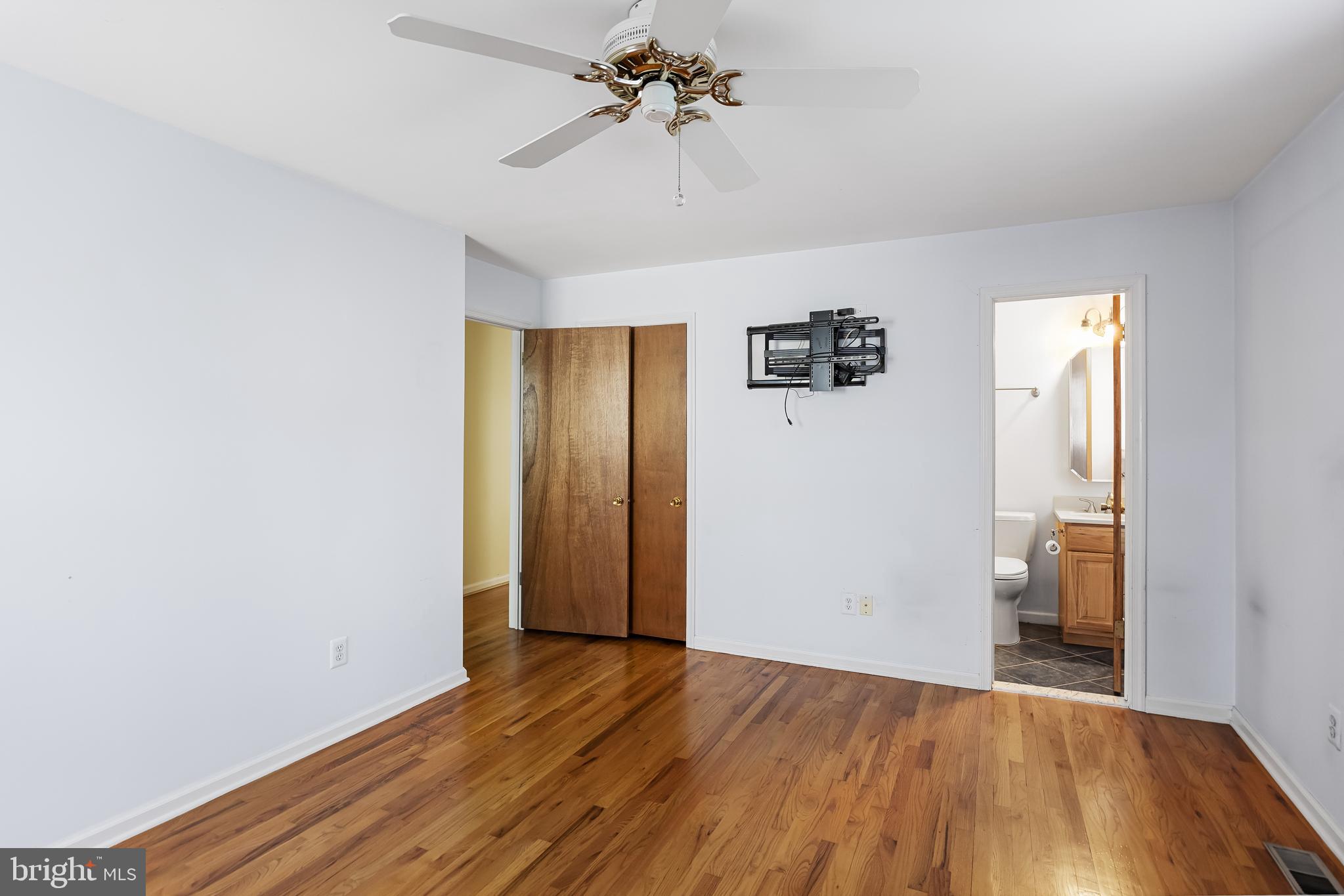 10 Mindy Drive Moorestown, NJ 08057 - Photo 20 of 29 wooden floor in an empty room