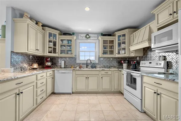 $359,900 | 2003 Madison 208, Fredericktown, MO 63645