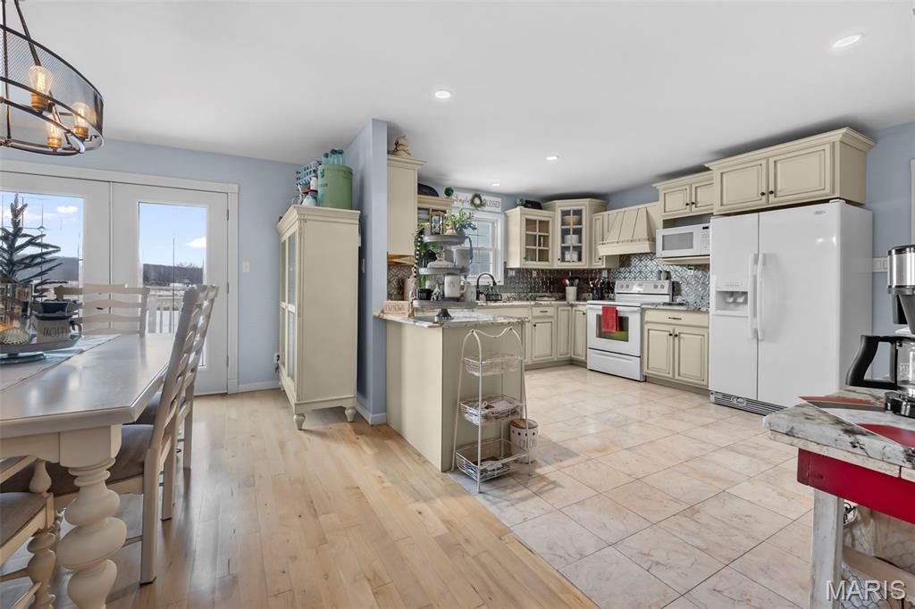 2003 Madison 208 Fredericktown, MO 63645 - Photo 8 of 39