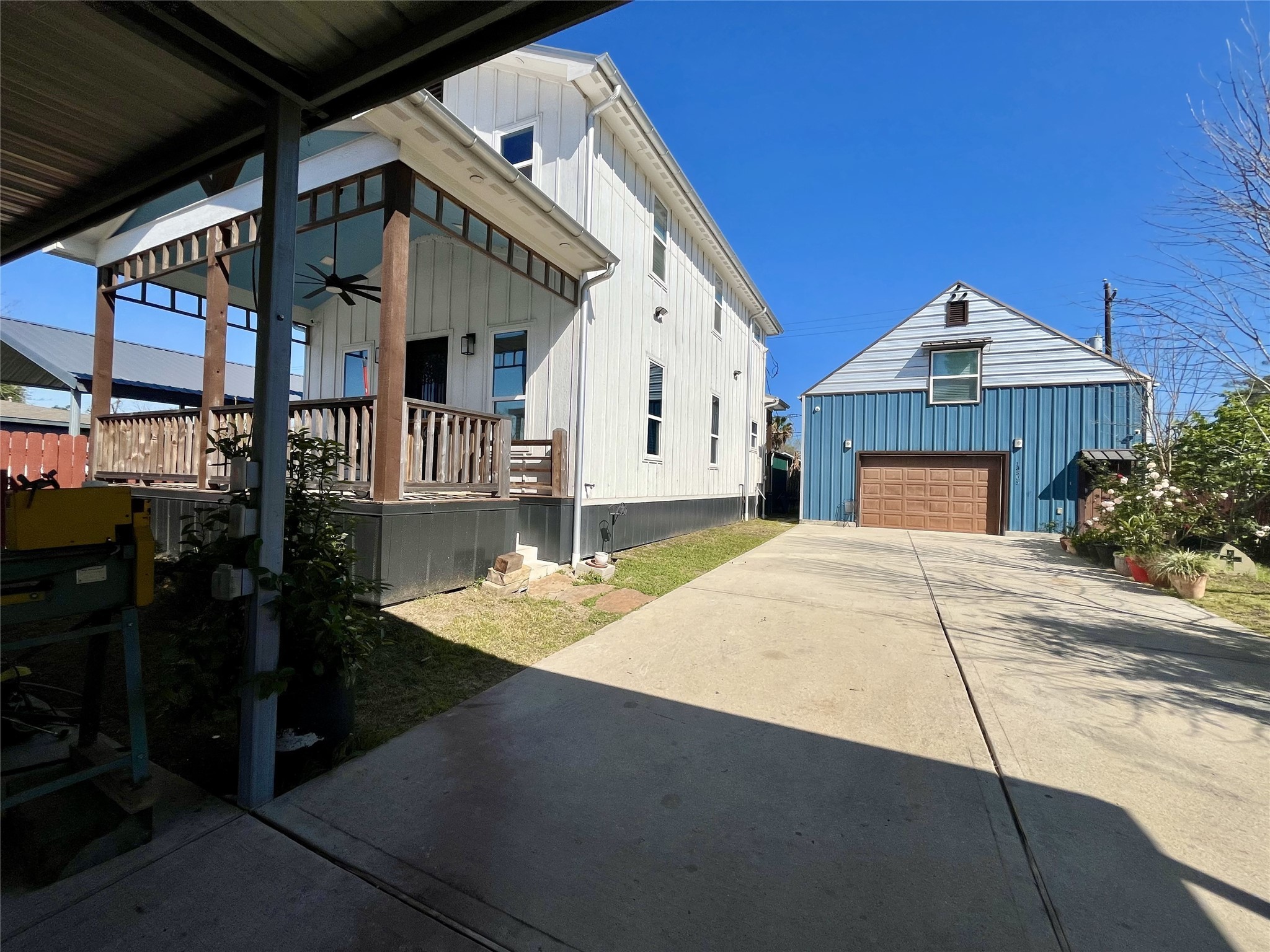 13505 Orleans Street Houston, TX 77015 - Photo 4 of 43 A view of 13505 Orleans A to the left (completed in 2024) and 13505 Orleans B to the right (completed in 2019)