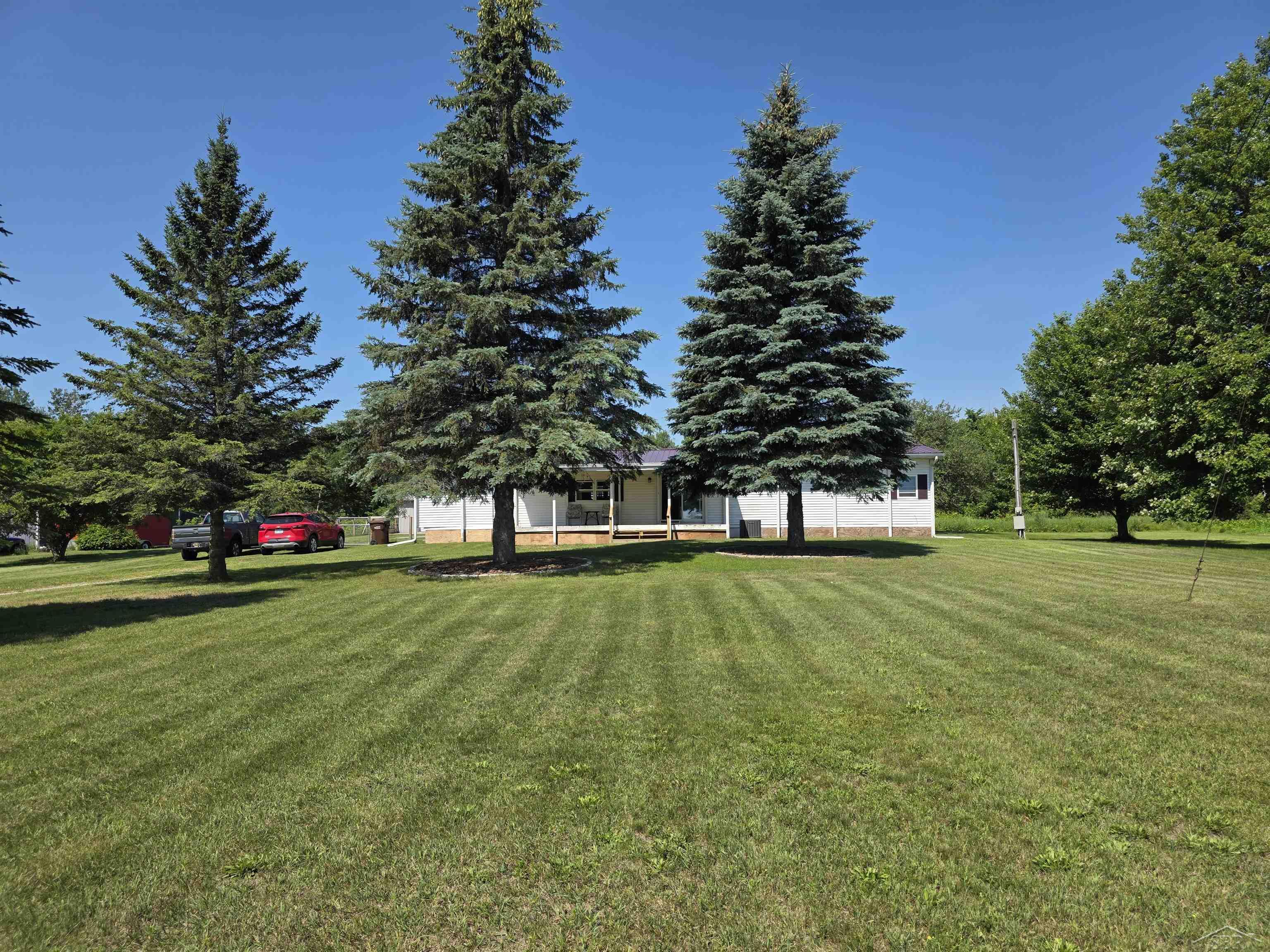 7813 Standish Road Bentley, MI 48613 - Photo 3 of 33 50213222-84fda3aa-d3af-4311-9470-24773550eed5.JPG