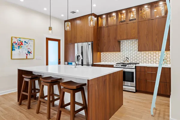 $1,390,000 | 1609 West 8th Street, Unit A, Austin, TX 78703