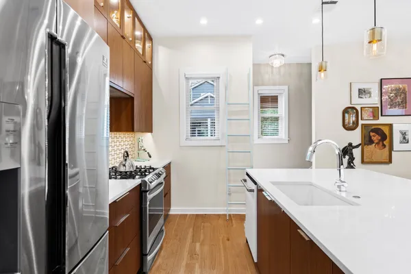 $1,390,000 | 1609 West 8th Street, Unit A, Austin, TX 78703