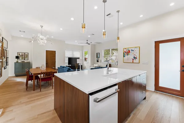 $1,390,000 | 1609 West 8th Street, Unit A, Austin, TX 78703