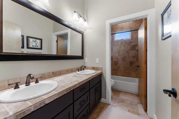 $1,390,000 | 1609 West 8th Street, Unit A, Austin, TX 78703