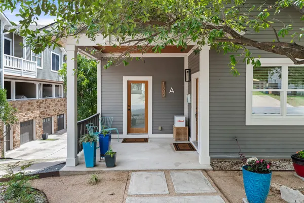 $1,390,000 | 1609 West 8th Street, Unit A, Austin, TX 78703