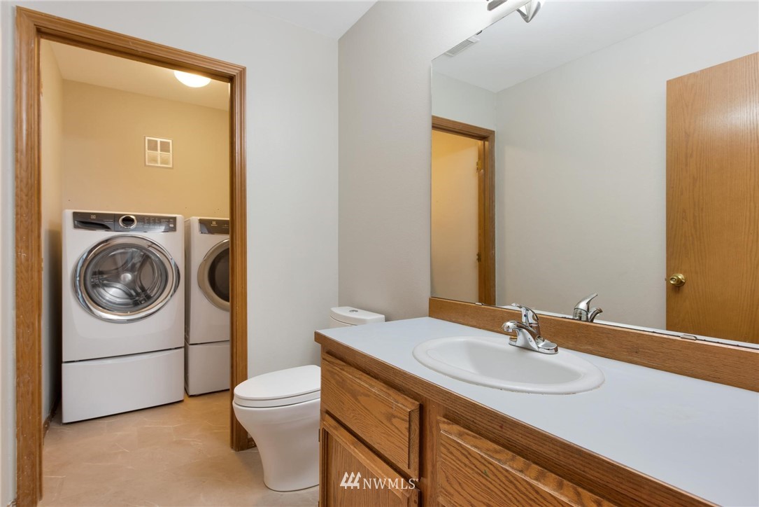 3333 208th Place Southeast Bothell, WA 98021 - Photo 14 of 22