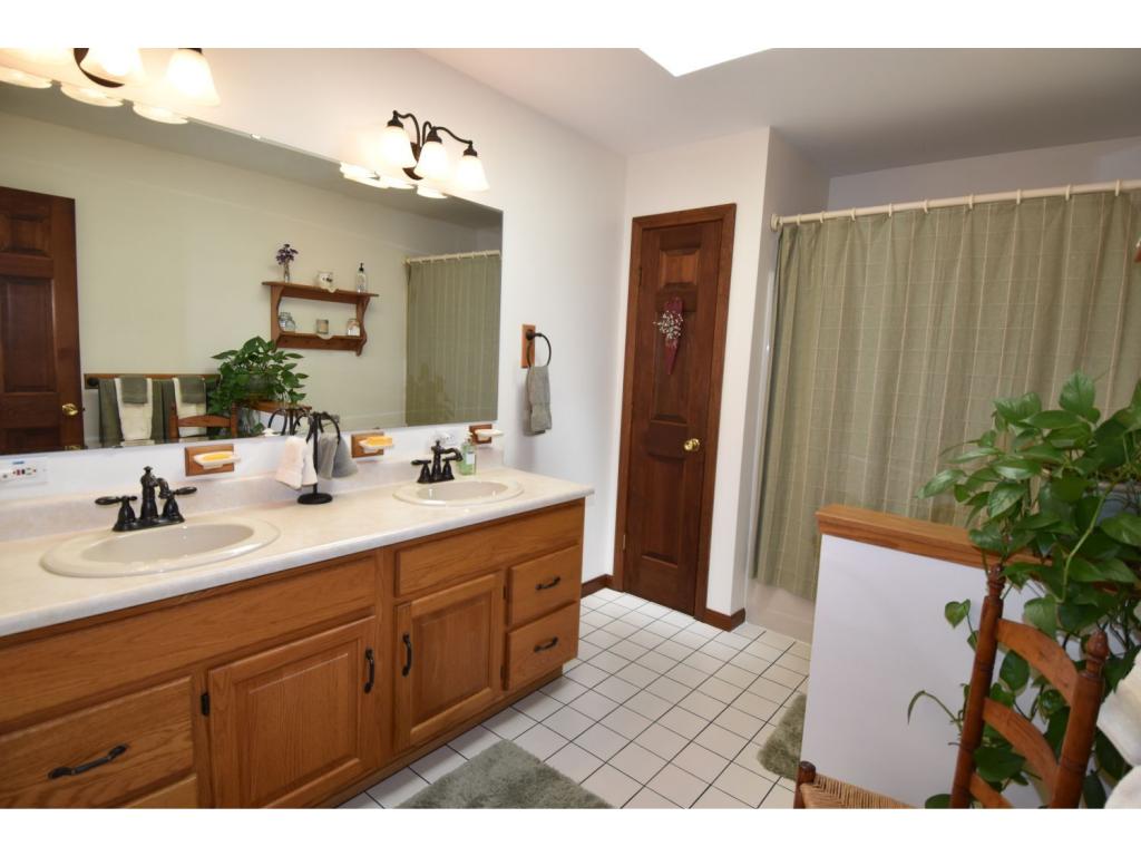 195 Middle Road Barre Town, VT 05654 - Photo 19 of 36