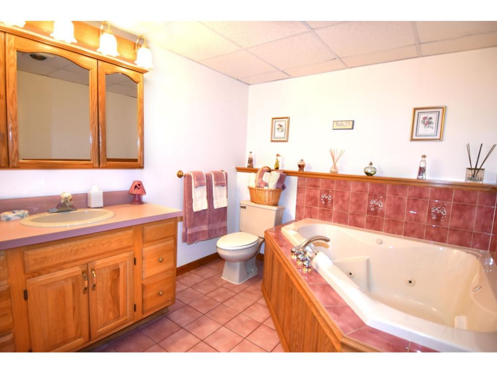 195 Middle Road Barre Town, VT 05654 - Photo 21 of 36