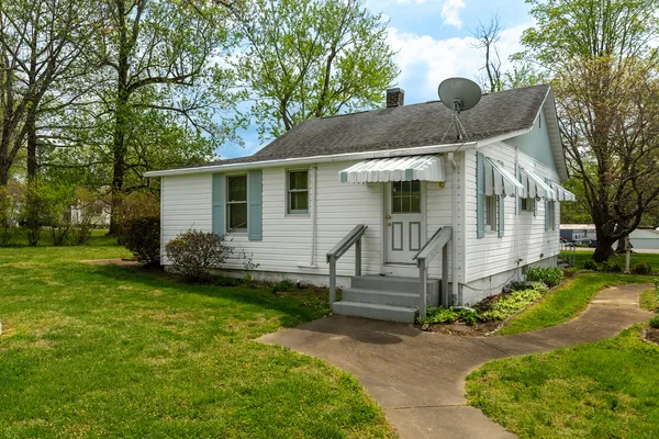 $160,000 | 395 Cedar Creek Road, Makanda, IL 62958