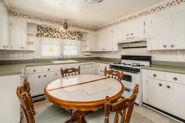 $160,000 | 395 Cedar Creek Road, Makanda, IL 62958