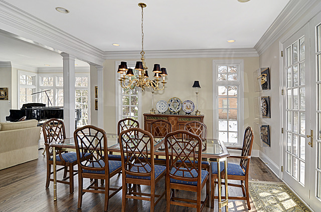 312 Princeton Road Hinsdale, IL 60521 - Photo 5 of 24