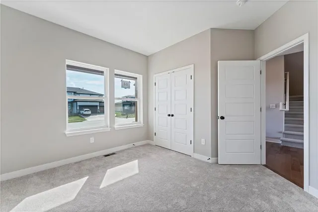 $539,948 | 1505 Southeast Bailey Farms Parkway, Lee's Summit, MO 64082